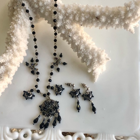 New! Black Beaded Victorian Necklace + Earrings - Picture 3 of 6